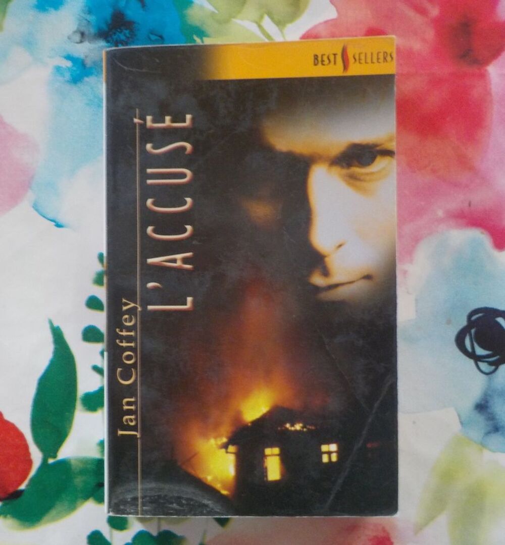 L'ACCUSE de Jan COFFEY Harlequin Best Sellers n&deg;218 Livres et BD