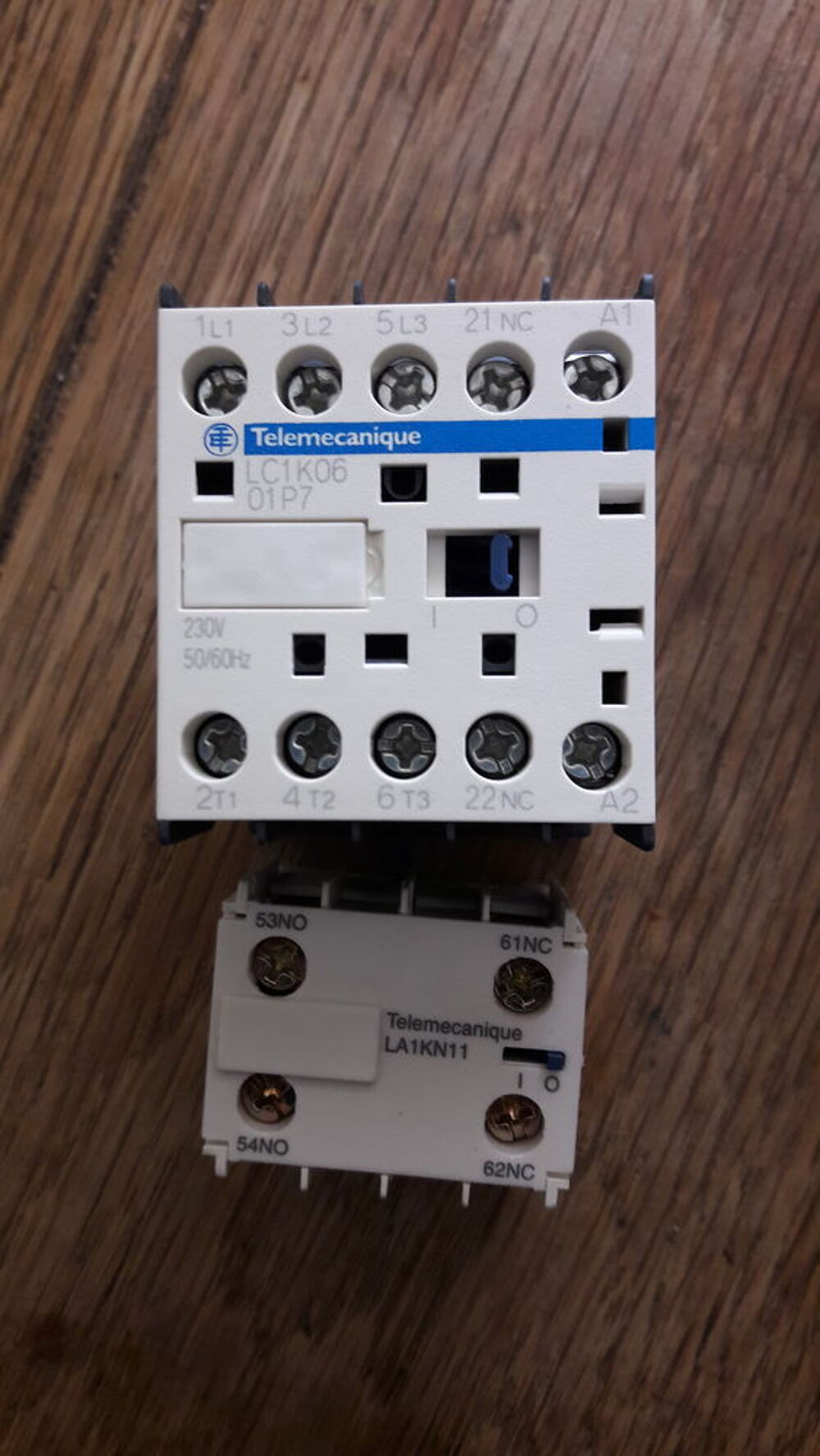 Lot contacteurs T&eacute;l&eacute;m&eacute;canique Bricolage