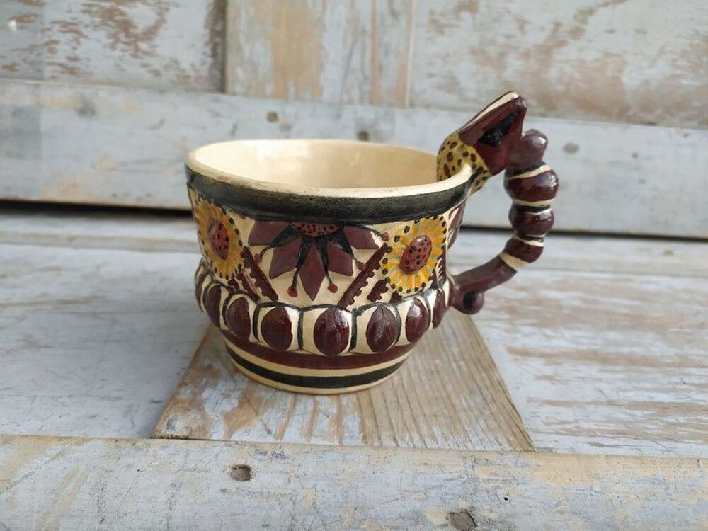 Tasse Fa&iuml;ence de Quimper Paul Fouillen Bretagne Décoration