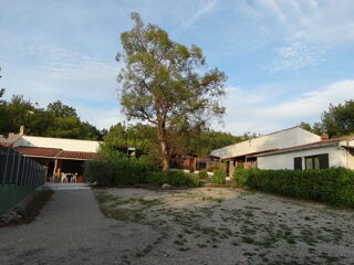  Maison � vendre 15 + pi�ces 450 m�