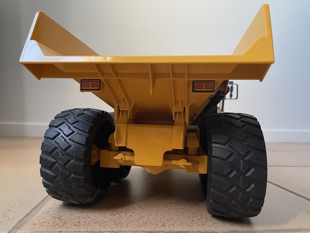 Bruder camion benne articul&eacute; Volvo A60H (made in Germany) Jeux / jouets