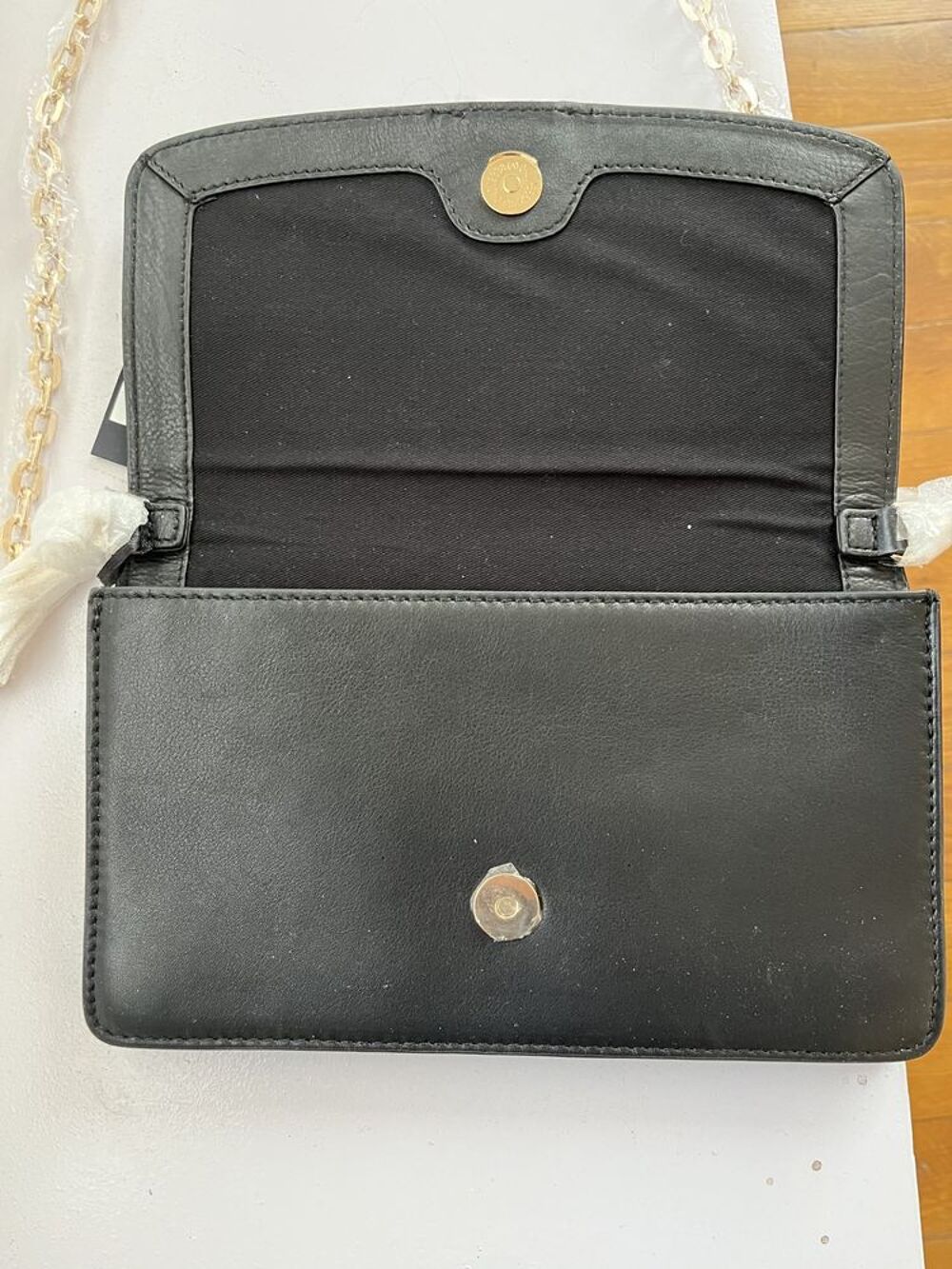 Sac bag Bandouli&egrave;re Caroll Noir
Maroquinerie