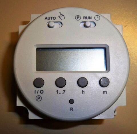 Interrupteur Horaire & Hebdomadaire  12 v CC
45 trchy (91)