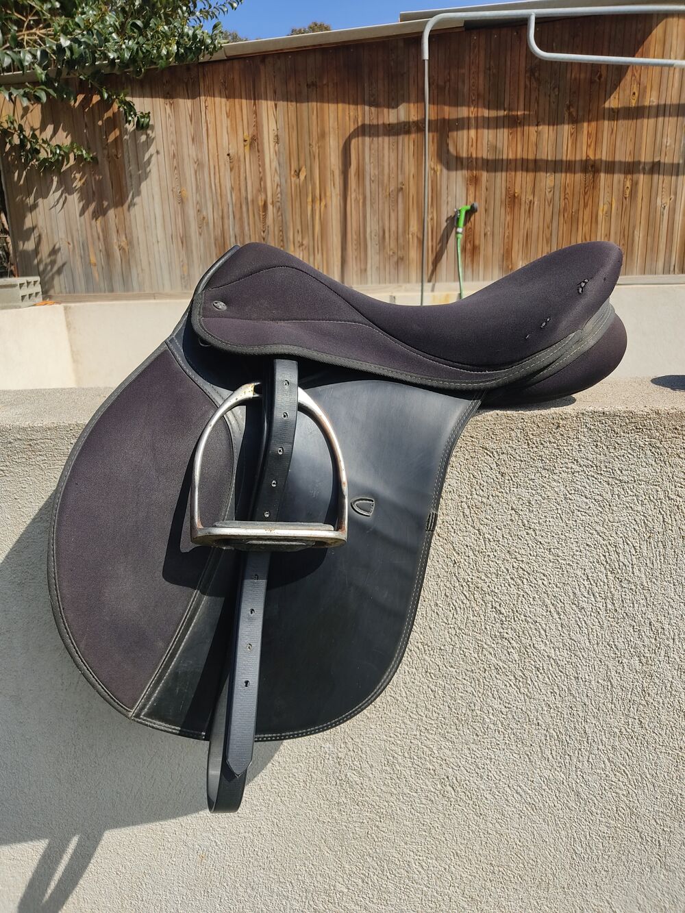Selles d'&eacute;quitation Sports