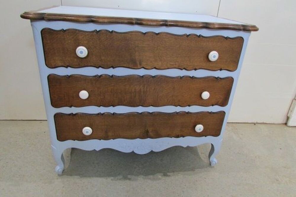 Petite commode ancienne lift&eacute;e ... Meubles