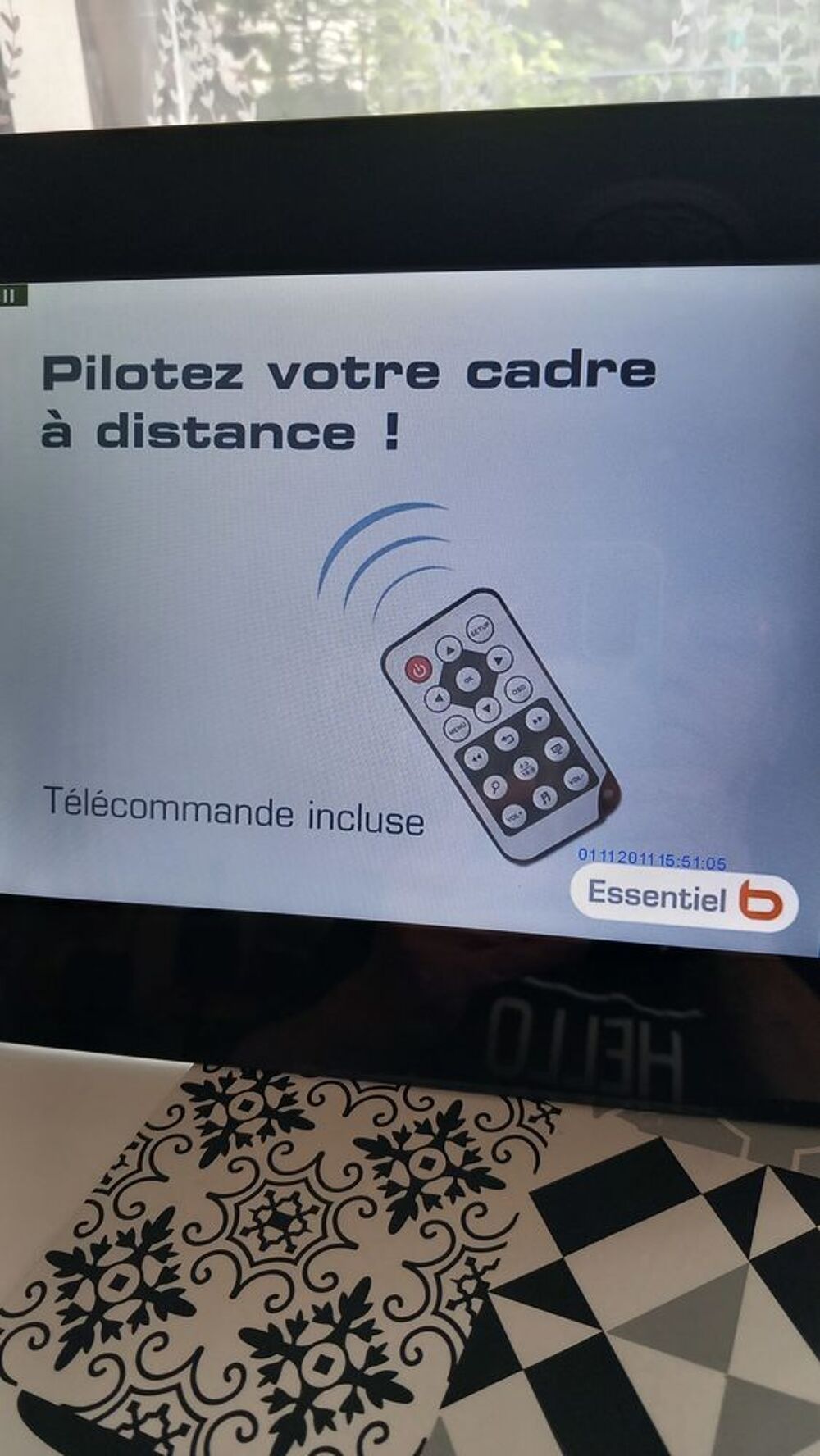 Cadre photo num&eacute;rique EssentielB Photos/Video/TV