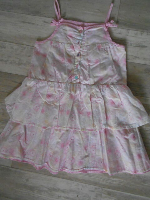 Robe t fille 3 ans TBE 2 Aurillac (15)