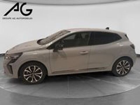 Clio V Clio E-Tech full hybrid 145 Techno 2023 occasion 08000 Charleville-M&eacute;zi&egrave;res