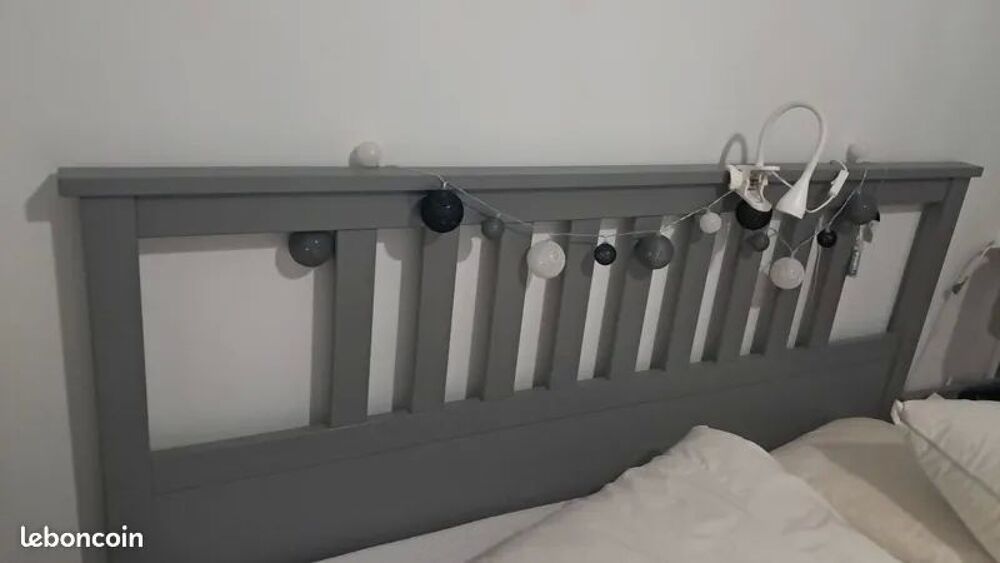 Chambre 160x200 hemmes et matelas Emma tr&egrave;s bon &eacute;tat Meubles
