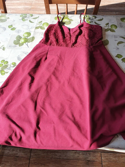 Robe fine bretelles ?
44
fashion private company 5 Aubvillers (80)