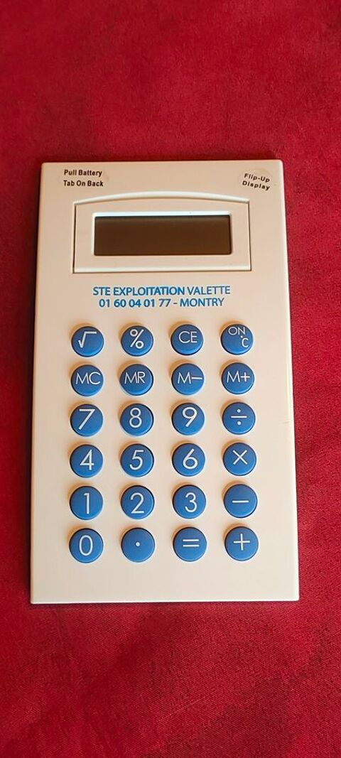 Calculatrice neuve fonctionne avec piles 3 Avermes (03)