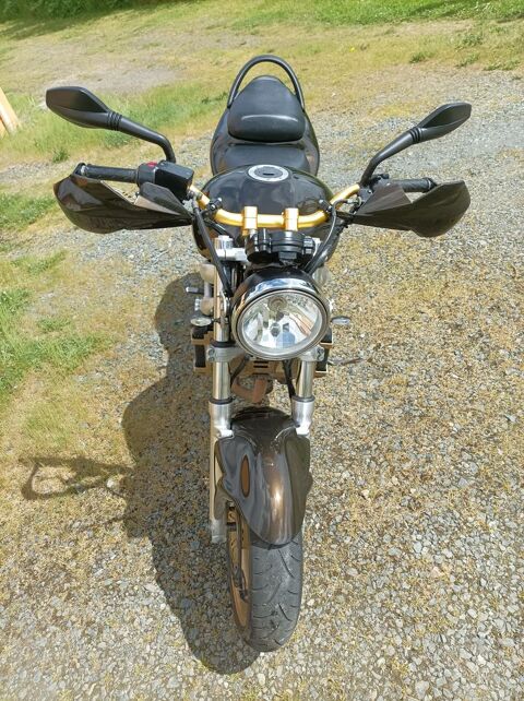 Moto SUZUKI 2000 occasion Thouars 79100