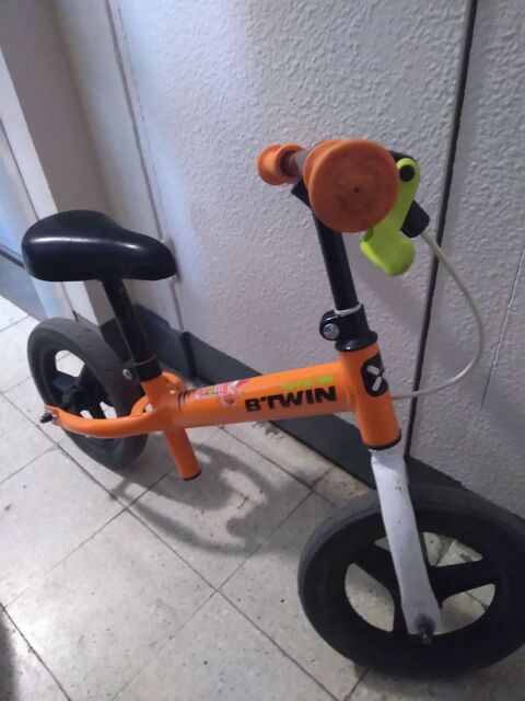 Draisienne enfant 10 pouces runride 500 35 Paris 19 (75)