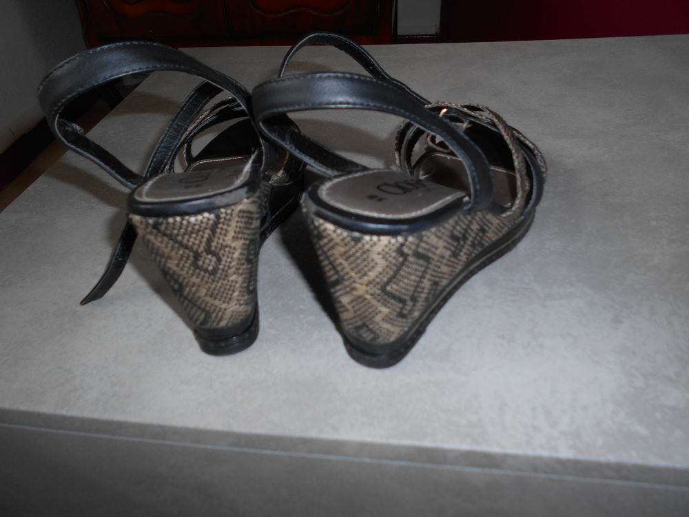 Chaussures sandales femme P38 Chaussures