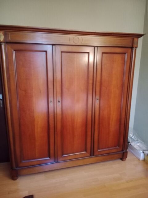Armoire Haute merisier massif 250 Graulhet (81)
