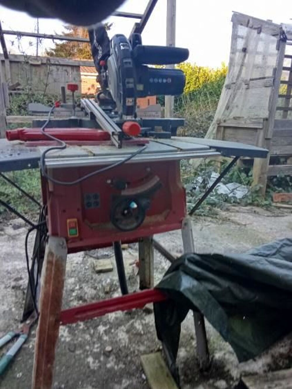 SCIE CIRCULAIRE SUR TABLE + SCIE ONGLET RADIAL Bricolage