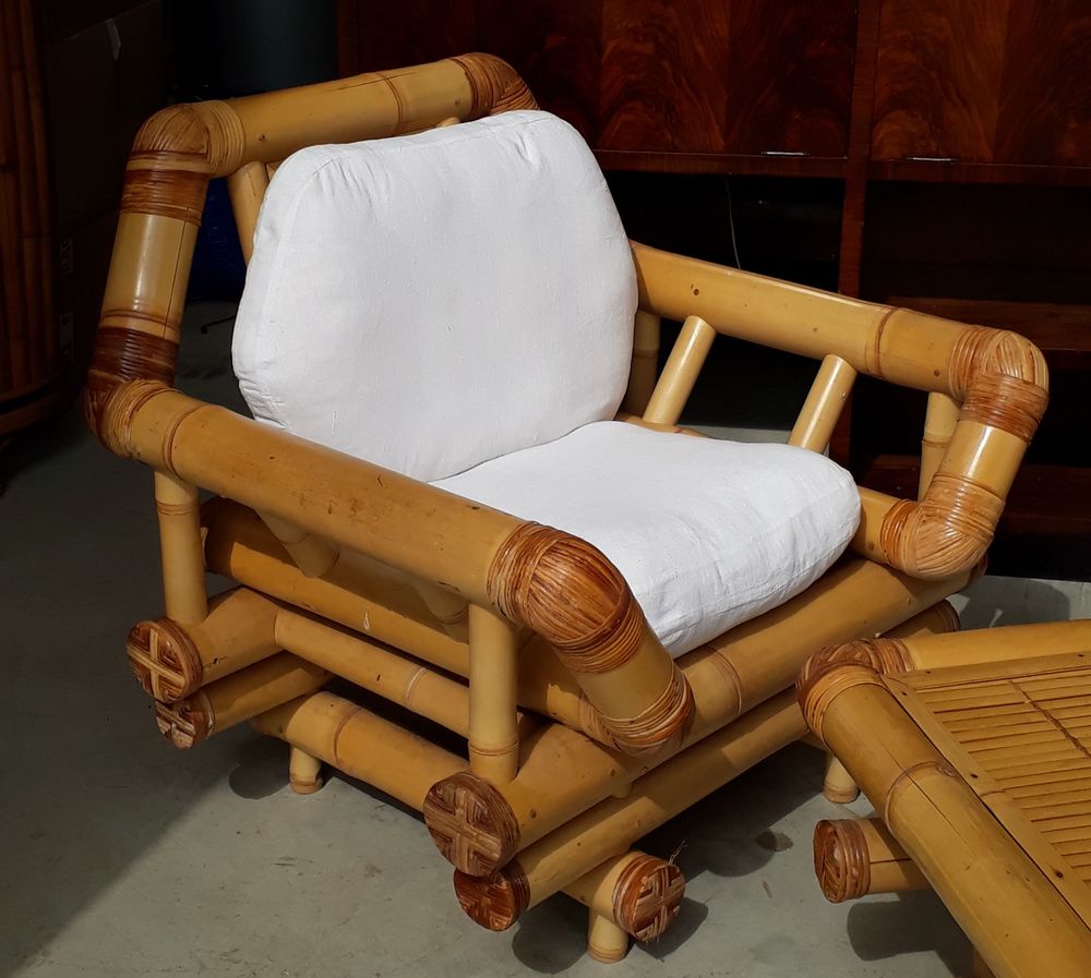 canape 2 fauteuils +table bambou Meubles