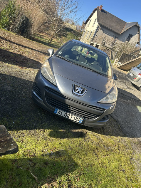 Peugeot 207 1.4 HDi 70ch S&eacute;rie Mill&eacute;sim 200 2010 occasion Uzerche 19140