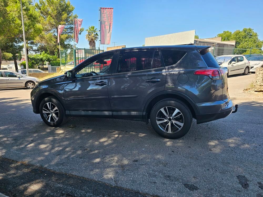RAV 4 RAV4 143 D-4D 2WD Lounge 2016 occasion 34690 Fabr&egrave;gues