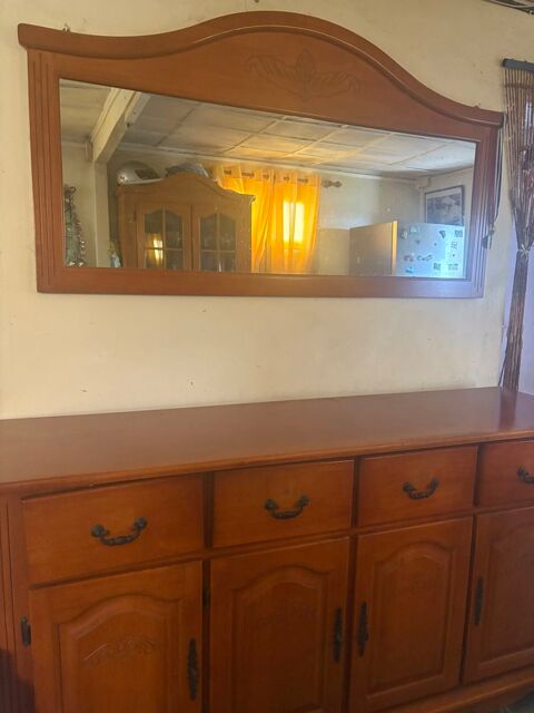 un meuble avec miroir 200� 200 Martinique (97)