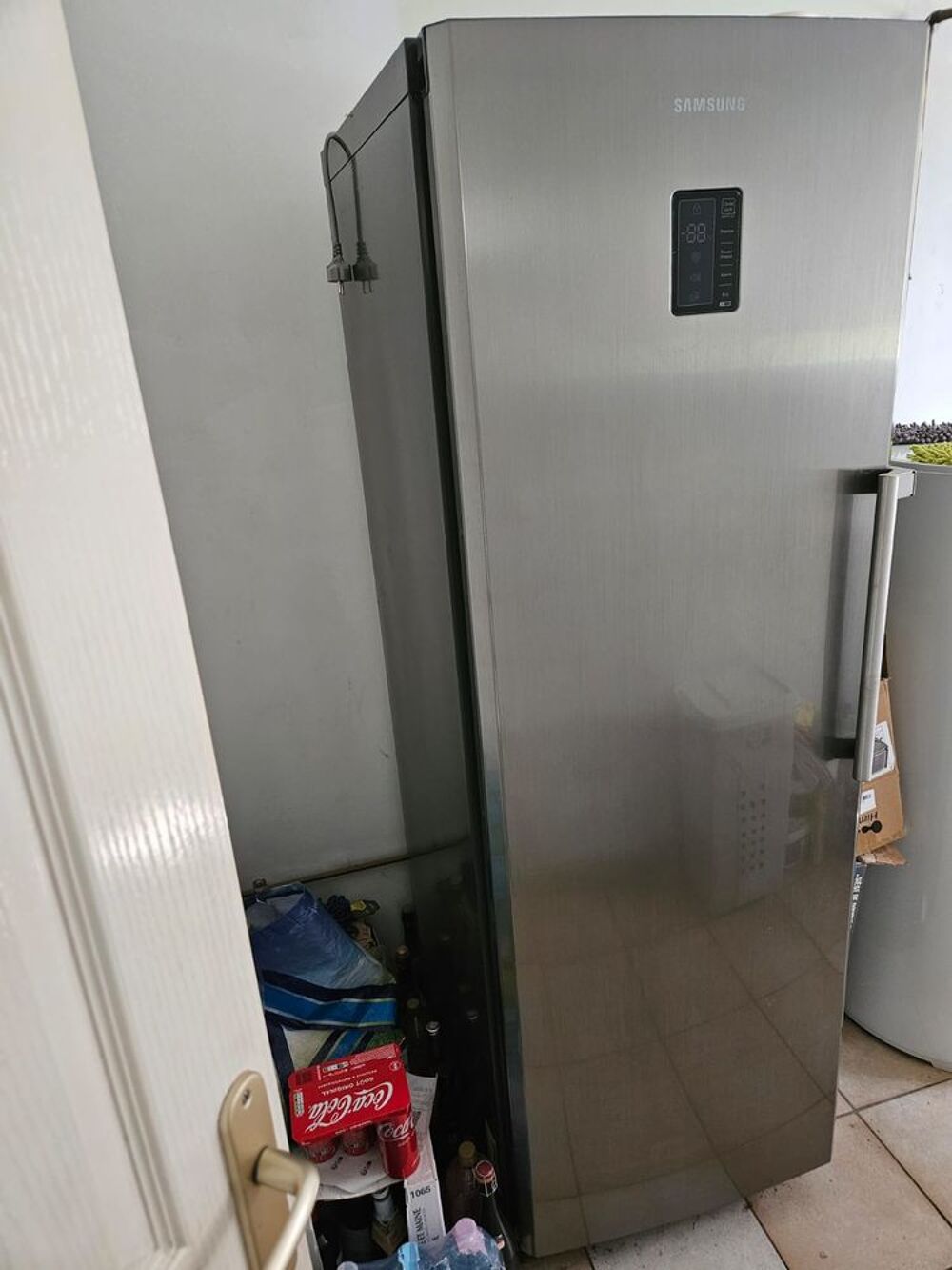 cong&eacute;lateur SUMSUNG 1 PORTE RZ80FHIS Electroménager