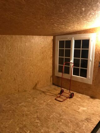  Parking / Garage � louer 10 m� Nort-sur-erdre