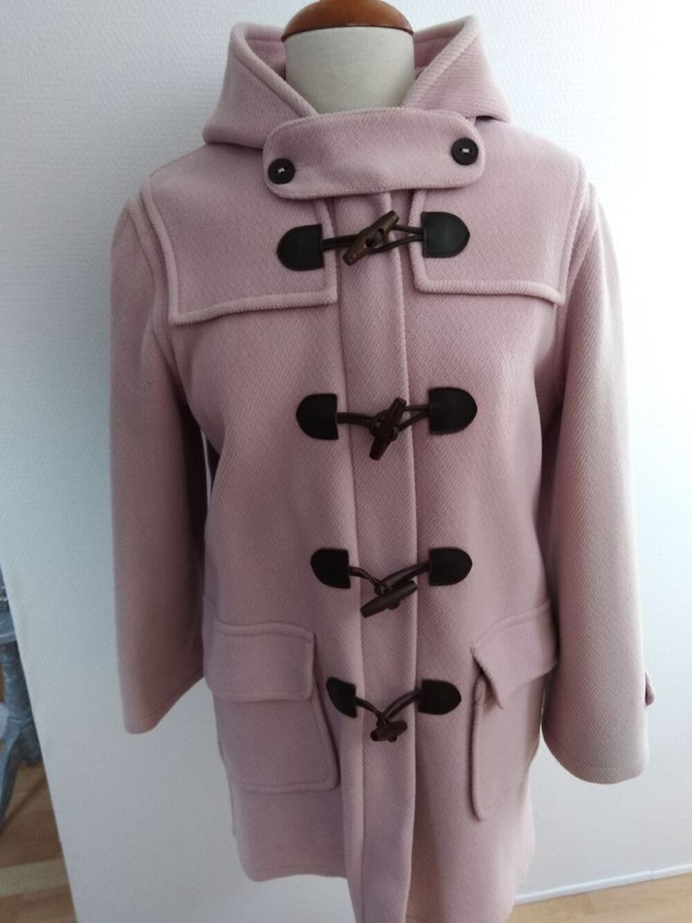 BEAU MANTEAU/duffle coat NEUF
de la marque "M&acirc;t de Misaine"
Vêtements