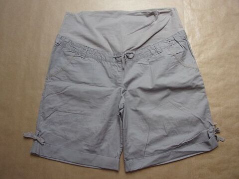 Short de grossesse en taille 40 4 Montaigu-la-Brisette (50)