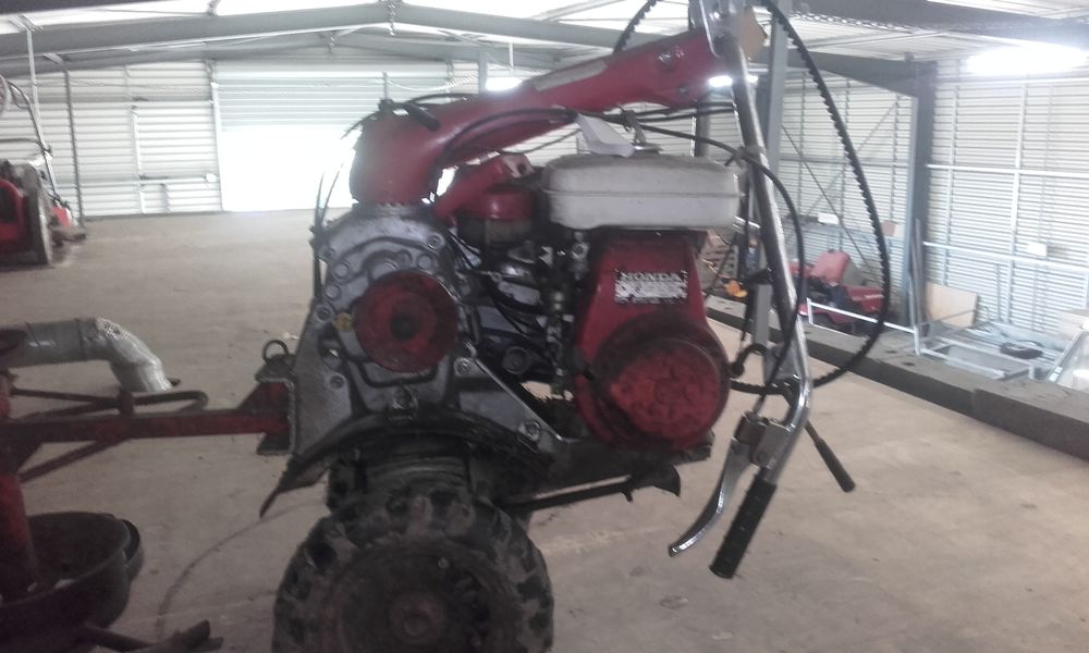 motoculteur Honda f600 Jardin