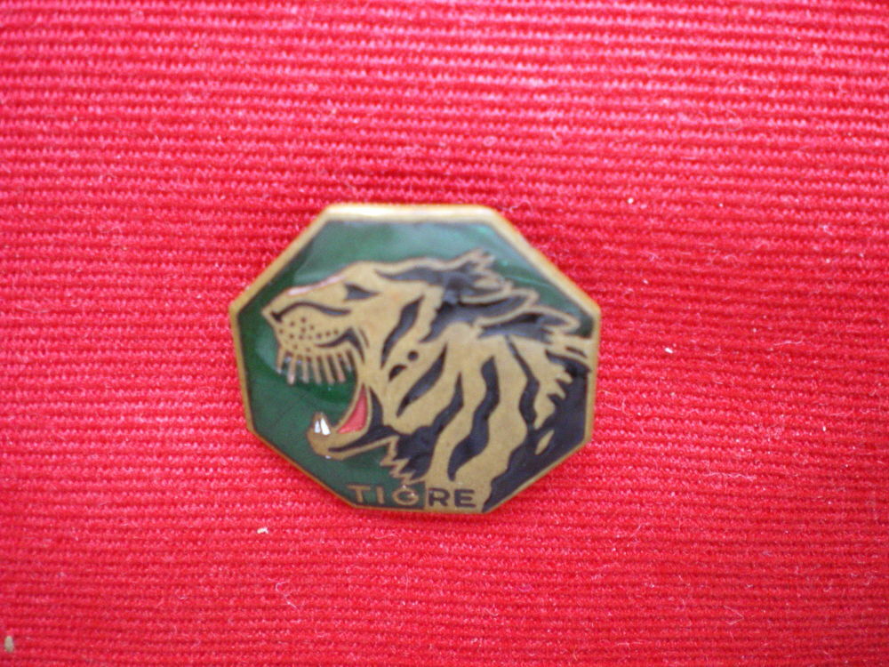 Insigne de Marine - Contre-Torpilleur Tigre. 