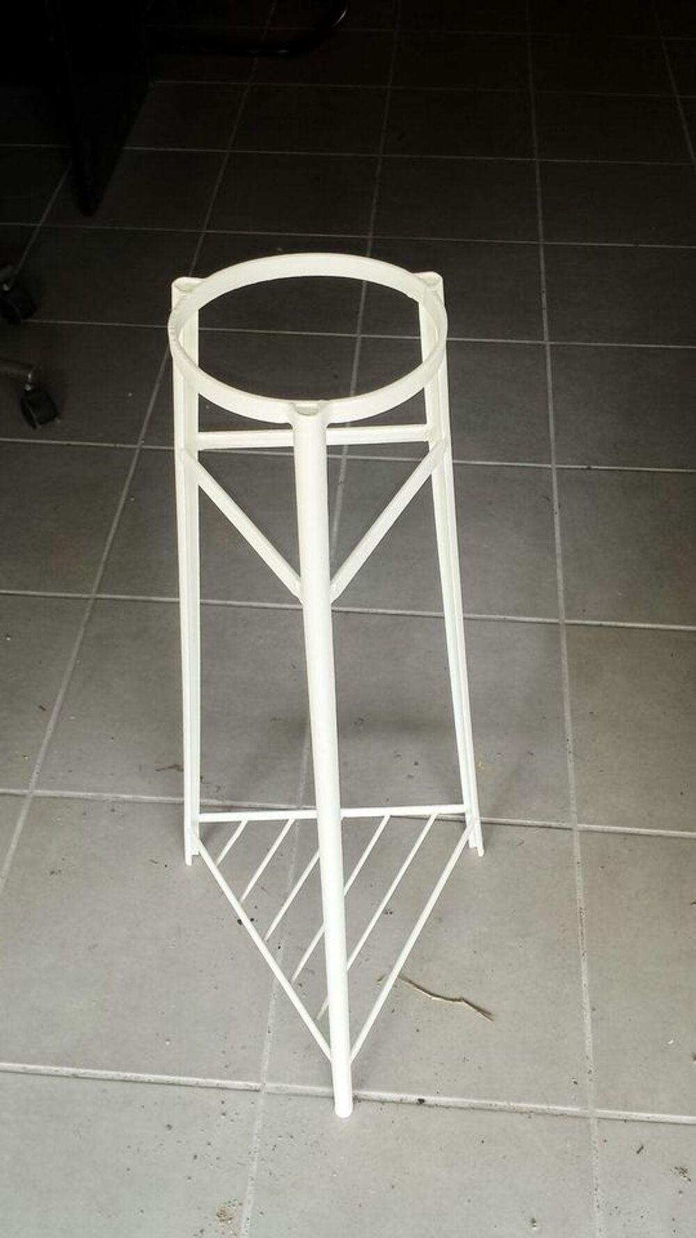 Tr&eacute;pieds en fer forg&eacute; pour d&eacute;coration Décoration