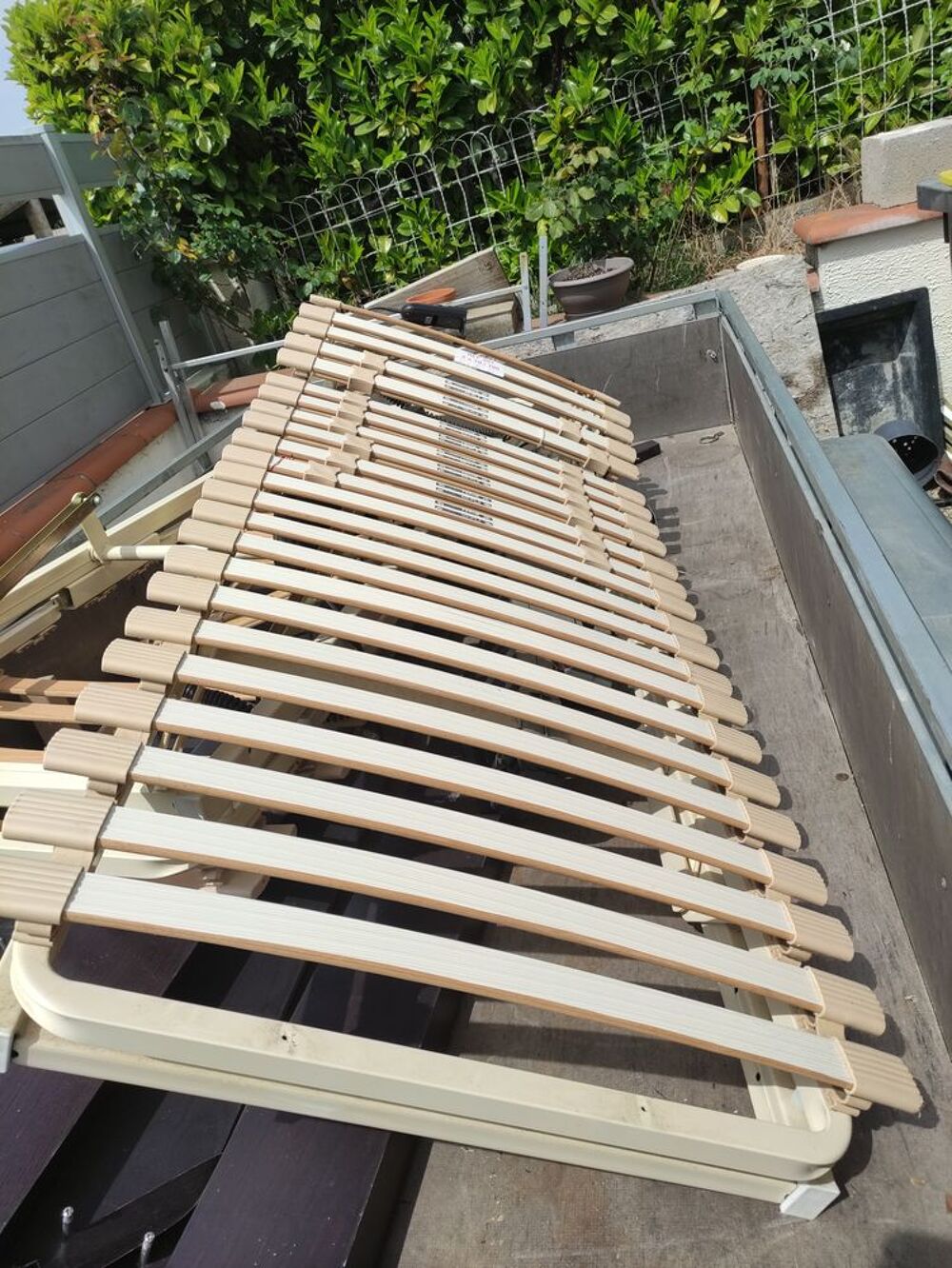 sommier &eacute;lectrique 0.70x1.90 Meubles