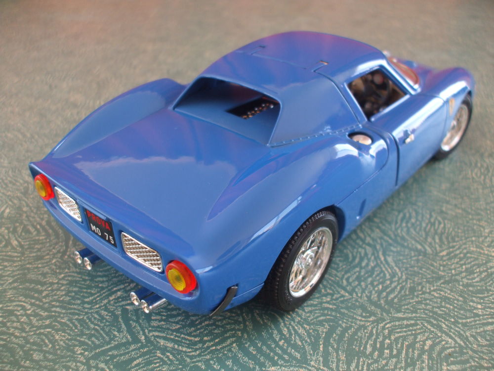 REF: 3033E FERRARI 250 LE MANS BLEUE 1965 Jeux / jouets