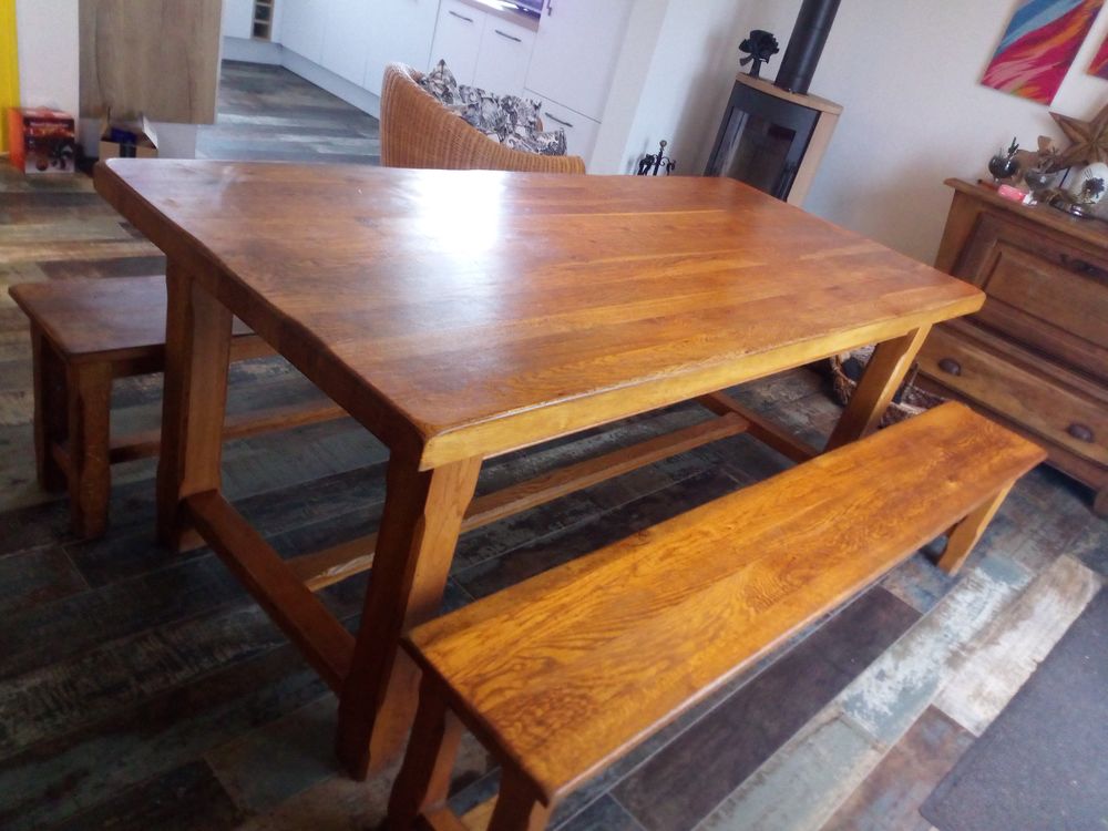 Table en ch&ecirc;ne Meubles