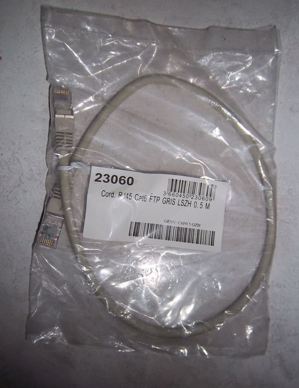 Cordon RJ45 Cat6 FTP GRIS LSZH 0,5 m Matriel informatique