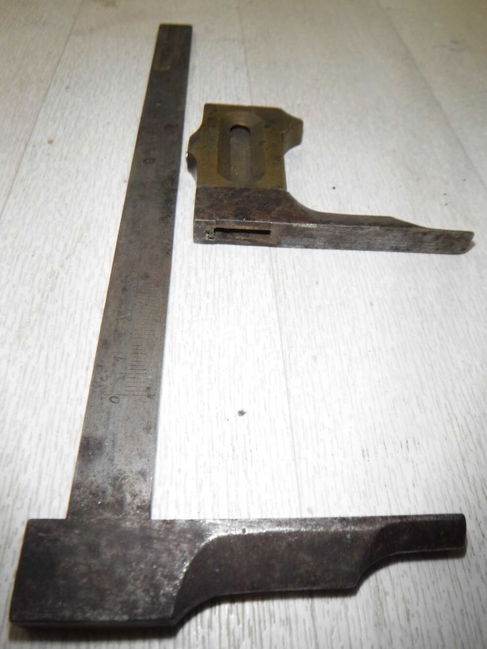 Pied &agrave; coulisse Bricolage