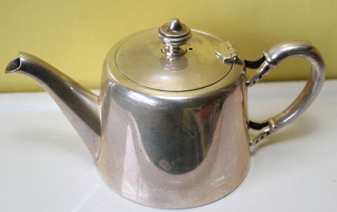 Th�i�re bistrot m�tal argent� Art D�co POTFER
40 Issy-les-Moulineaux (92)