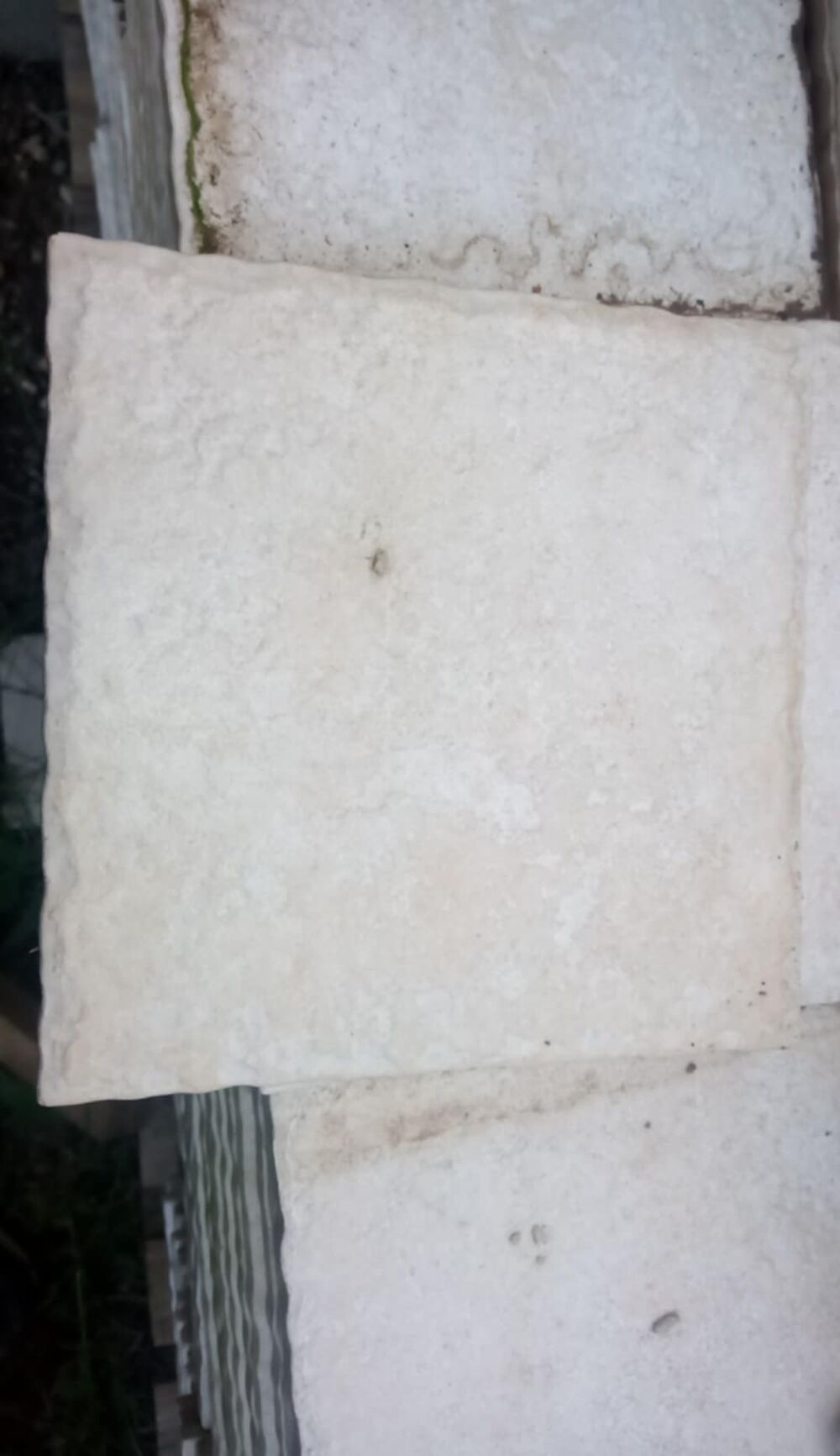 Faience ou carrelage sole 14,7 x14,7 cm , 2 pallettes 50m2 Bricolage