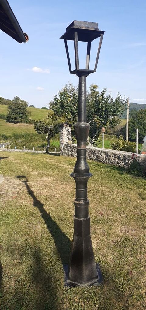 LAMPADAIRE 35 Broye (71)