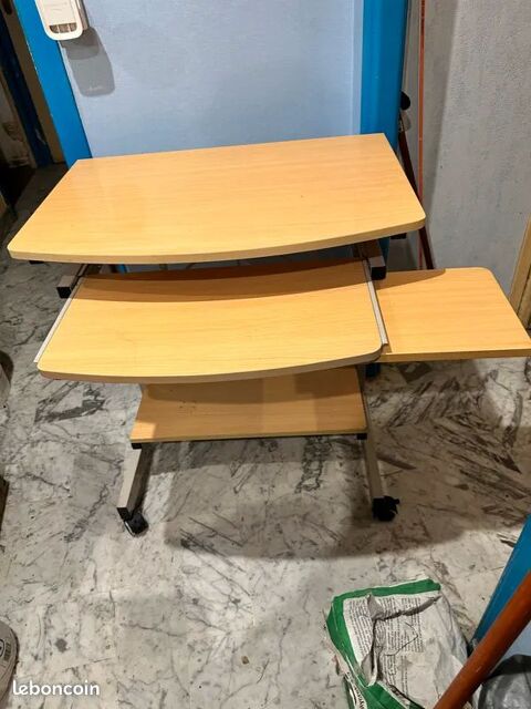 BUREAU ORDINATEUR AVEC TABLETTE COULISSANTE POUR CLAVIER Nice (06)