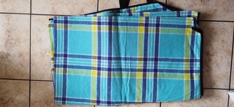 Plaid imperm�able pour pique-nique/camping Dijon (21)