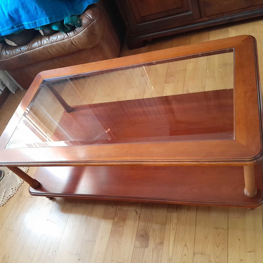 table basse de salon en merisier Meubles