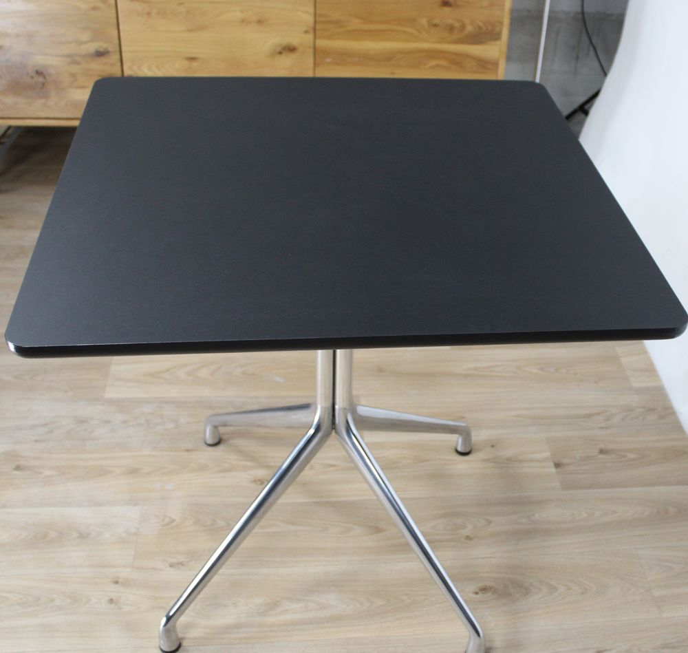 Table HAY "About a Table" AA15 noir carr&eacute; par Hee Welling Meubles