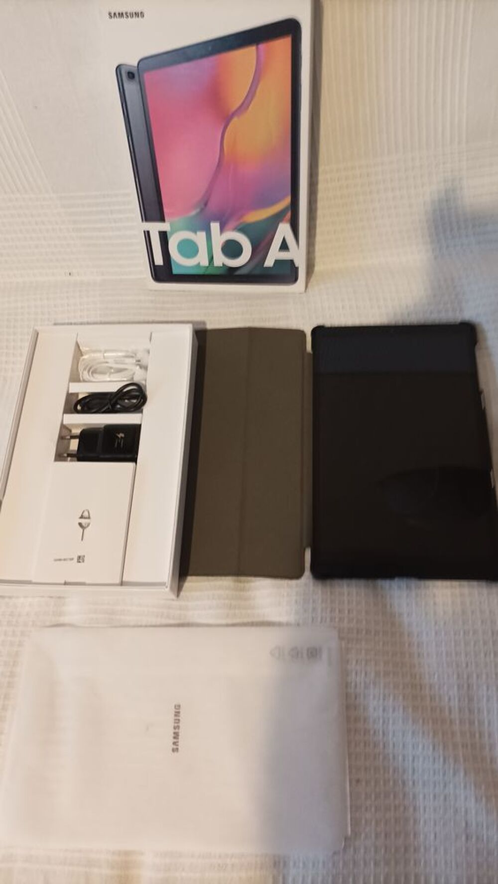 Tablette TAB A SAMSUNG SM-T510
Superbe &eacute;tat tr&egrave;s peu servie Téléphones et tablettes