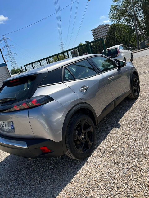 Peugeot 2008 PureTech 100 S&S BVM6 Active