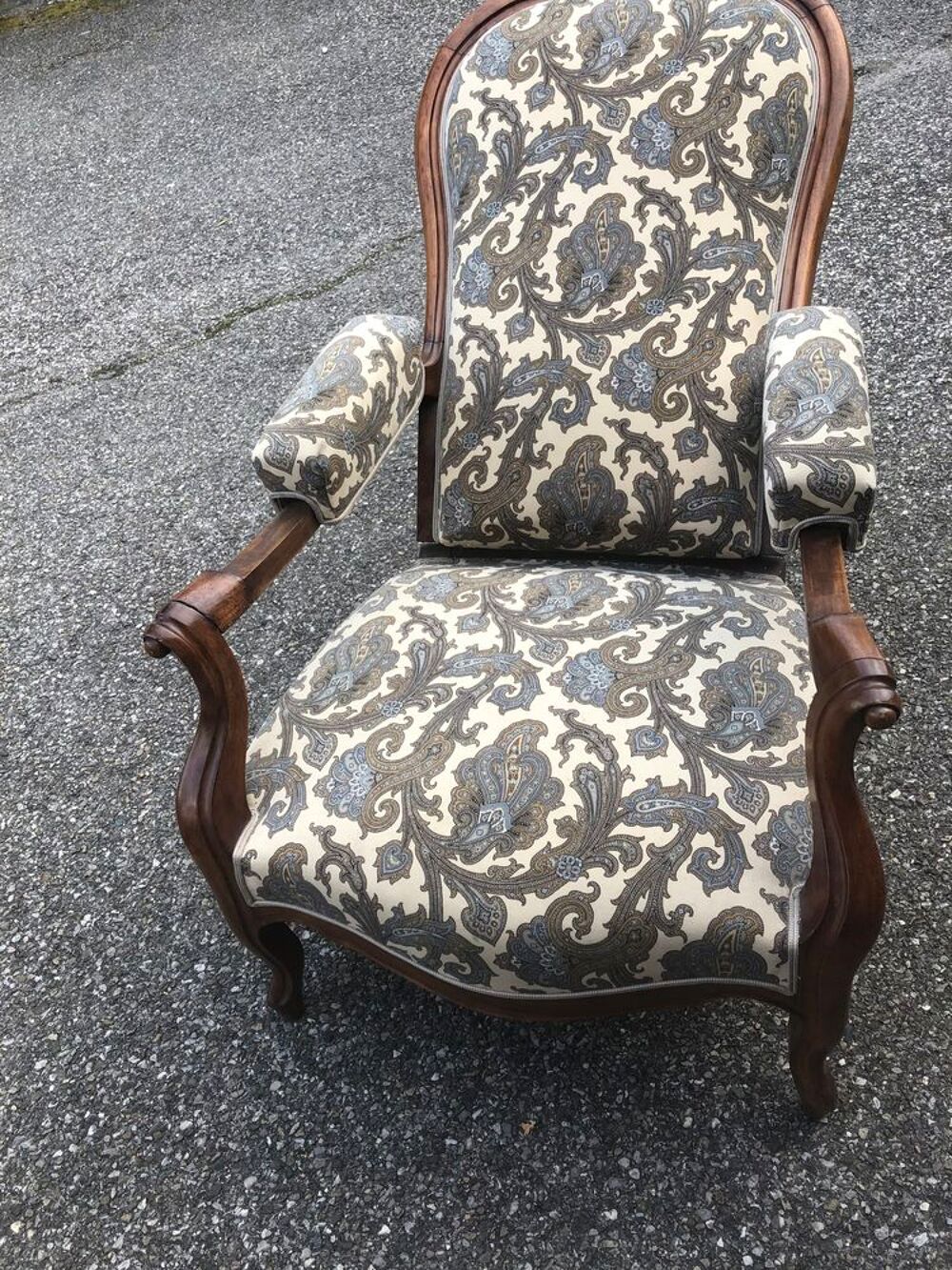 FAUTEUIL VOLTAIRE
A BASCULE Meubles