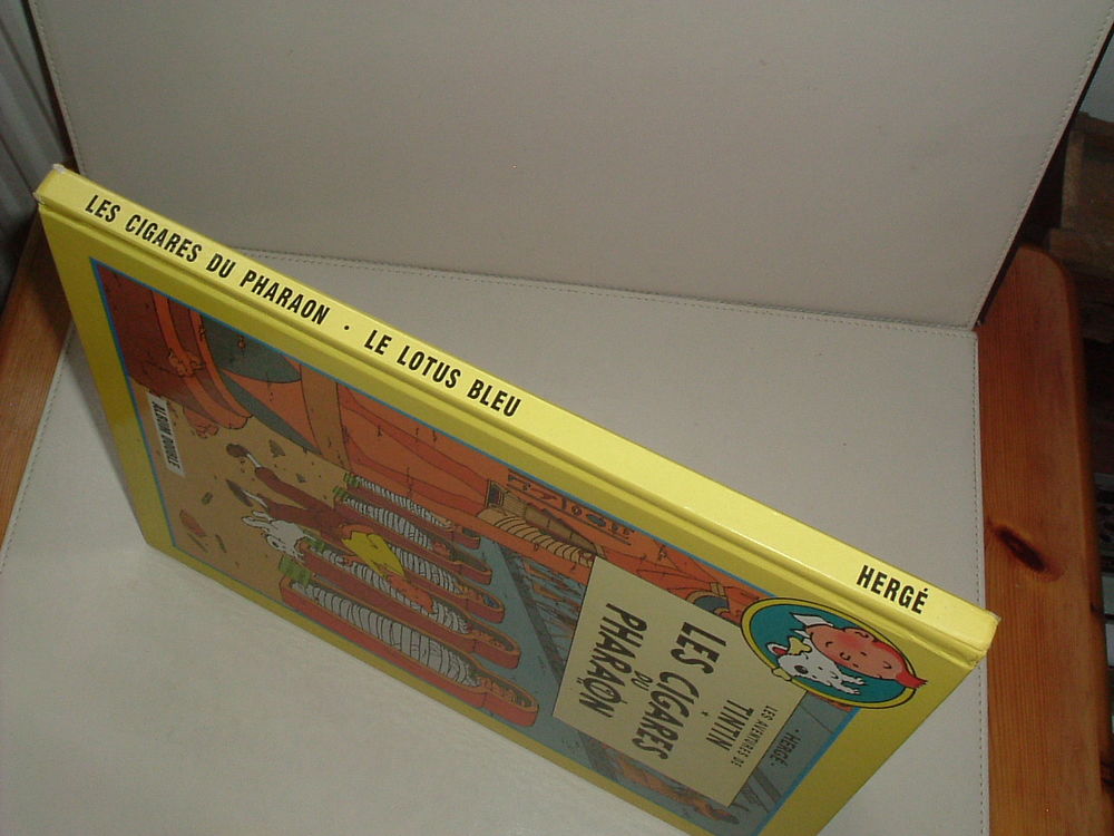 Double Album Tintin " Les Cigares du Pharaons " et " Le Lotu Livres et BD