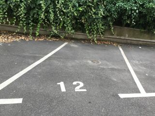  Parking / Garage à louer 11 m² Paris