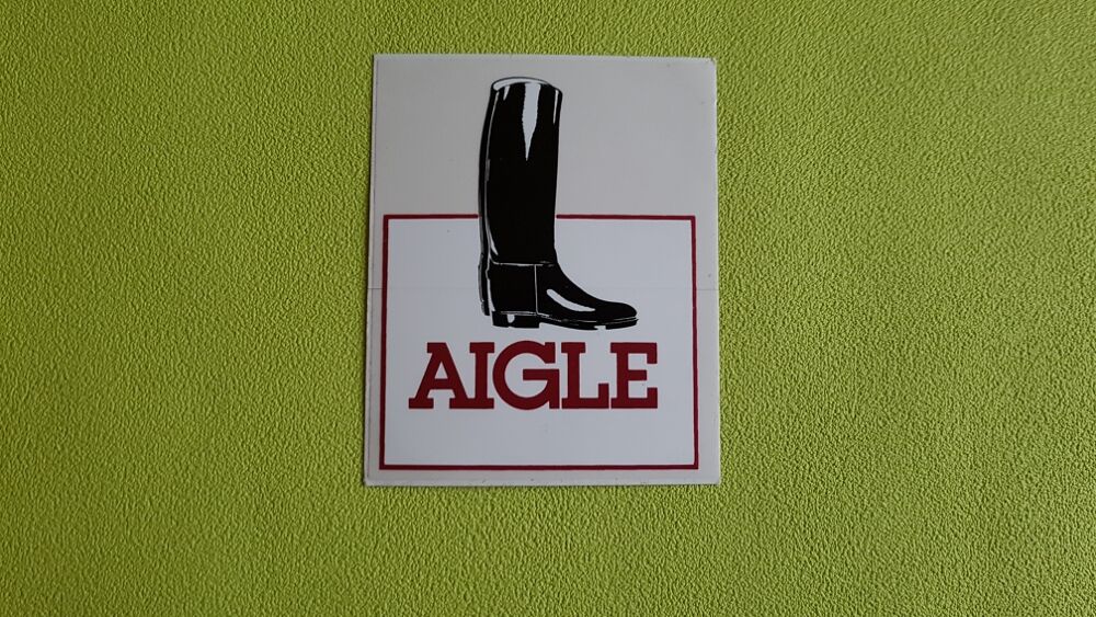 AIGLE 