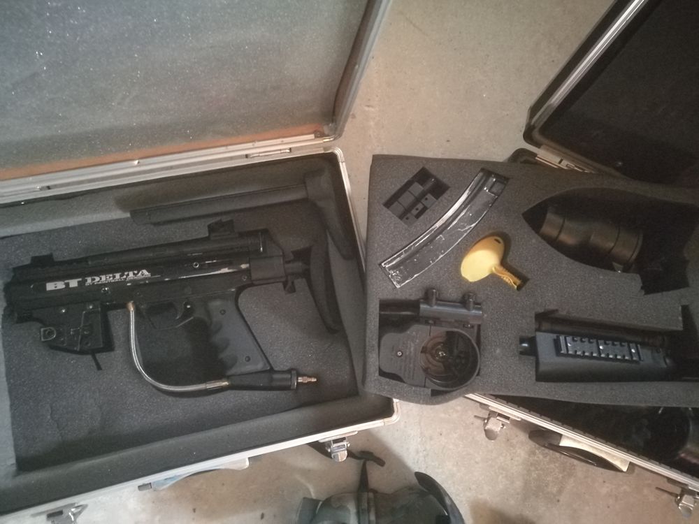 Pack paintball lanceur BT4 Delta et ensemble v&ecirc;tements Sports